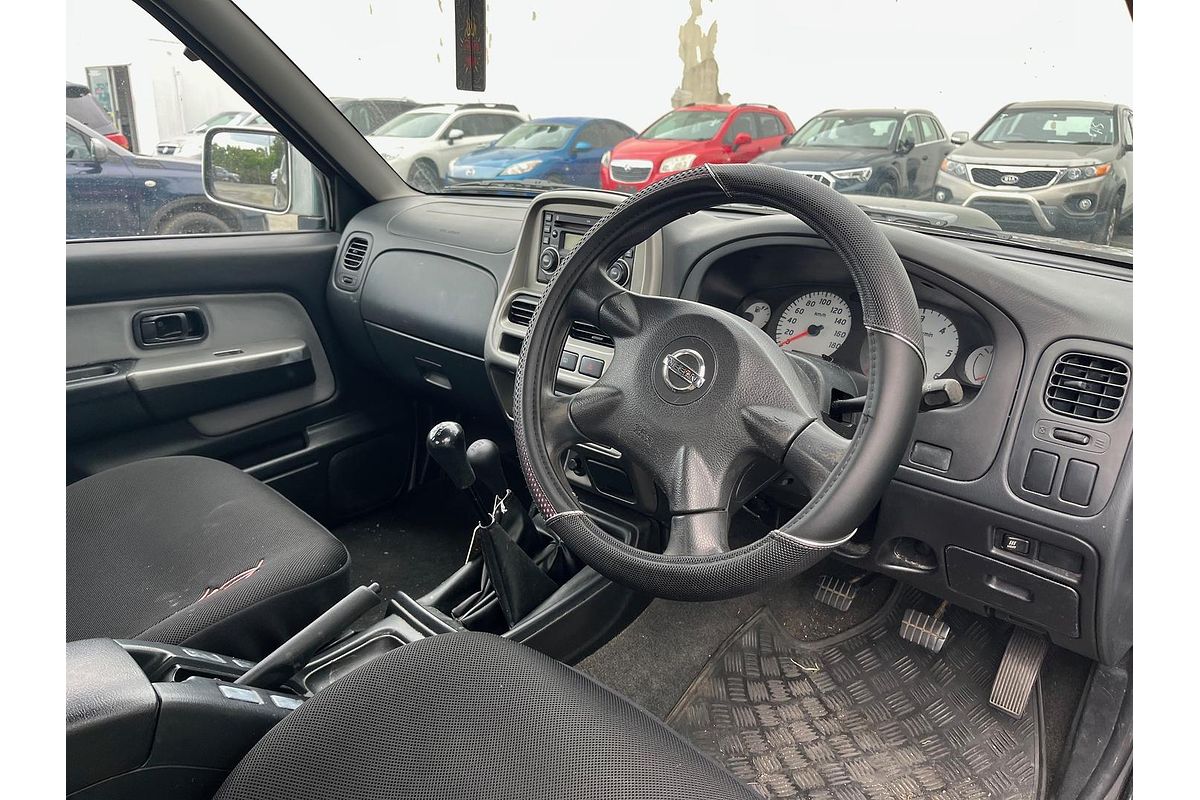 2013 Nissan Navara ST-R D22 4X4