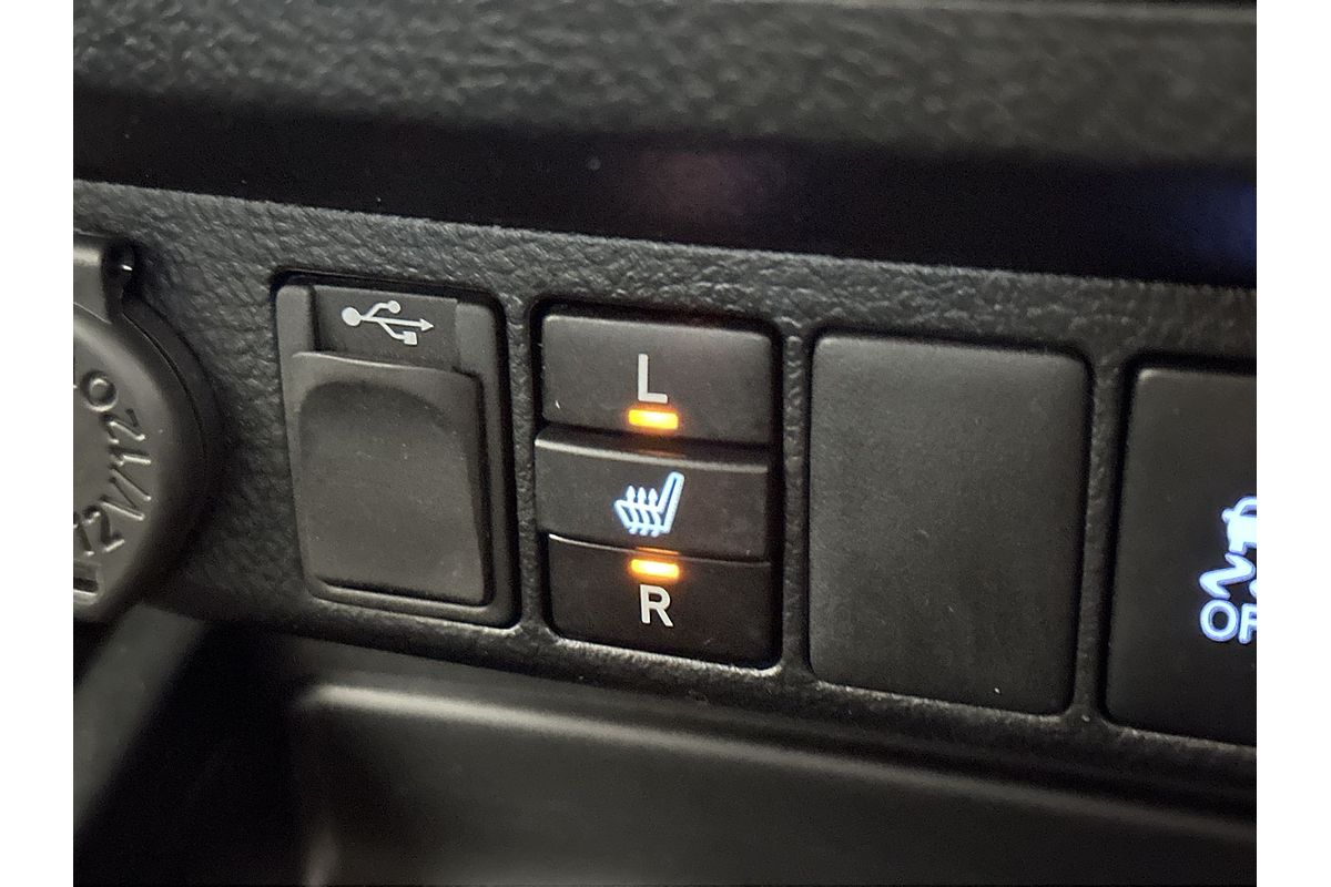 2019 Toyota Hilux Rugged X GUN126R 4X4