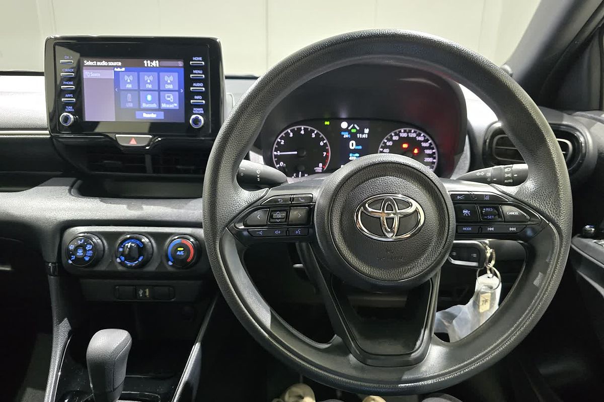 2022 Toyota Yaris Ascent Sport MXPA10R