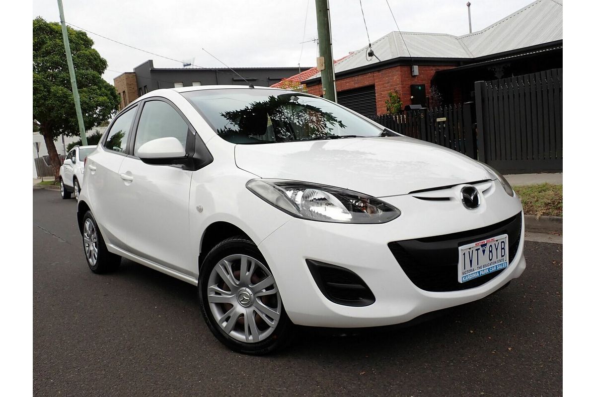 2013 Mazda 2 Neo DE MY13