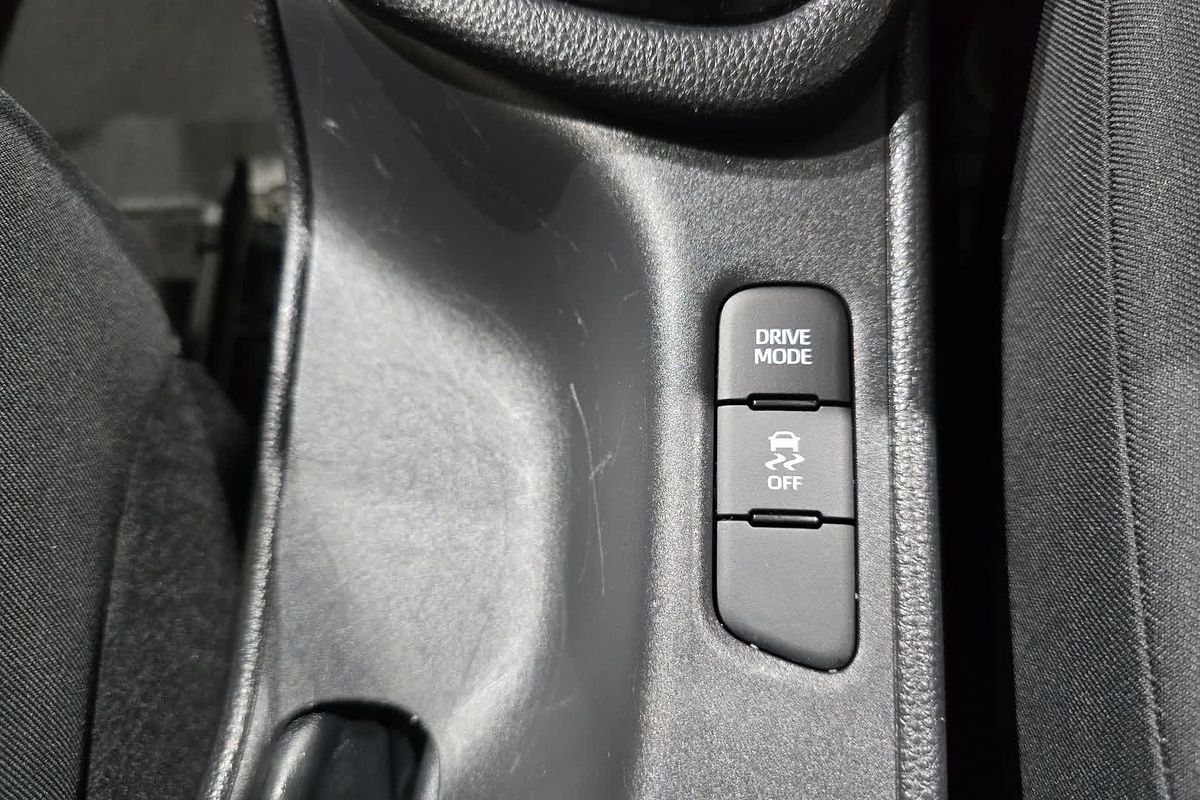 2022 Toyota Yaris Ascent Sport MXPA10R