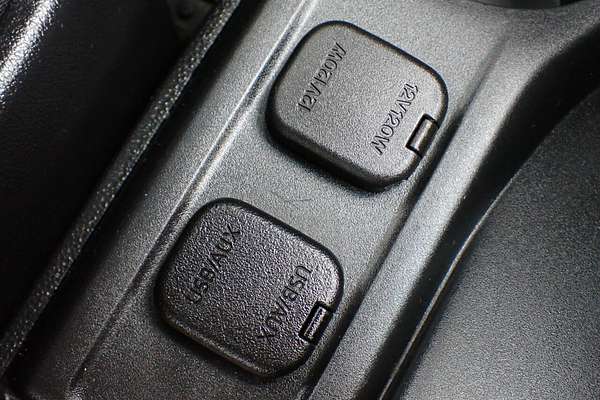 2013 Mazda 2 Neo DE MY13