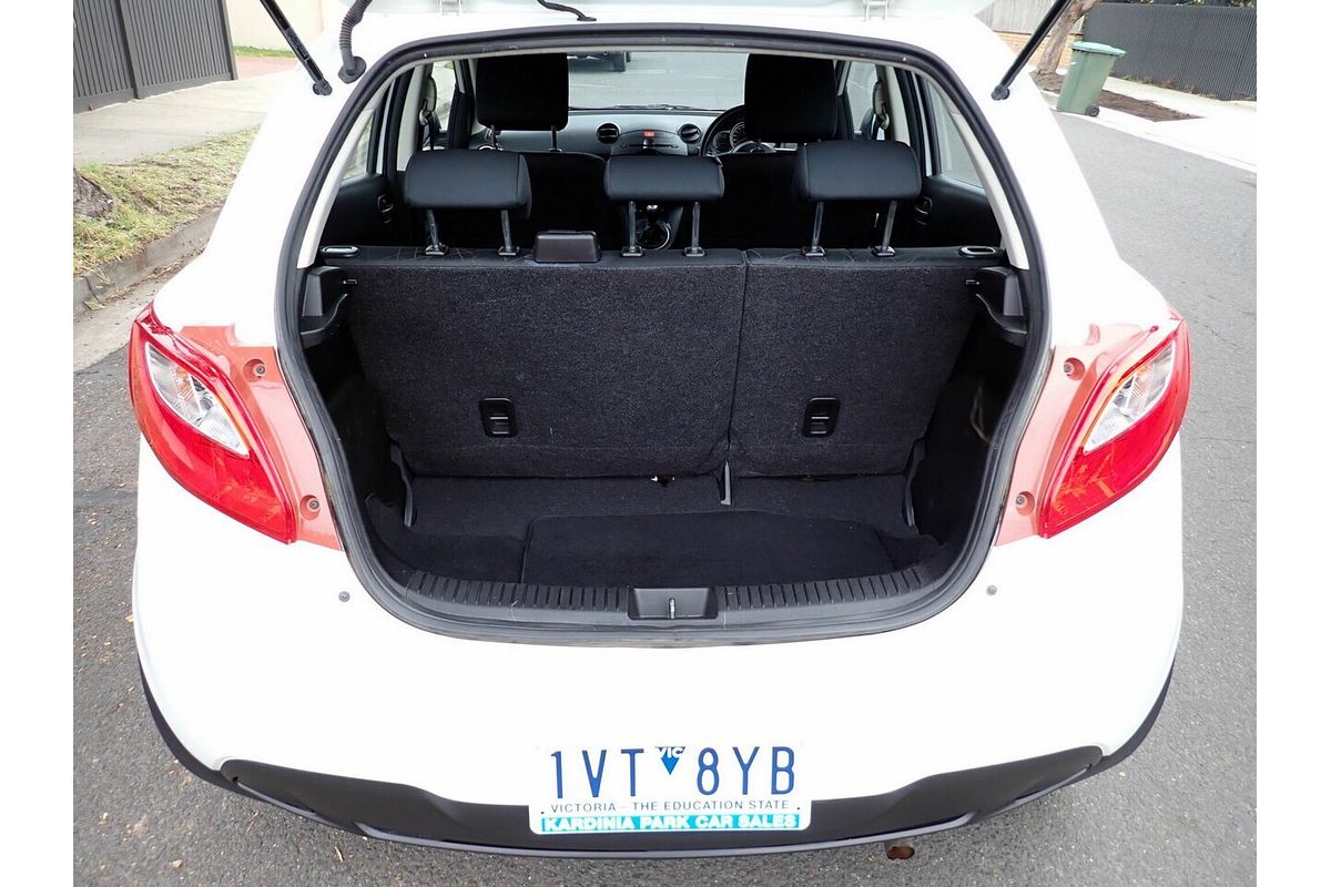 2013 Mazda 2 Neo DE MY13