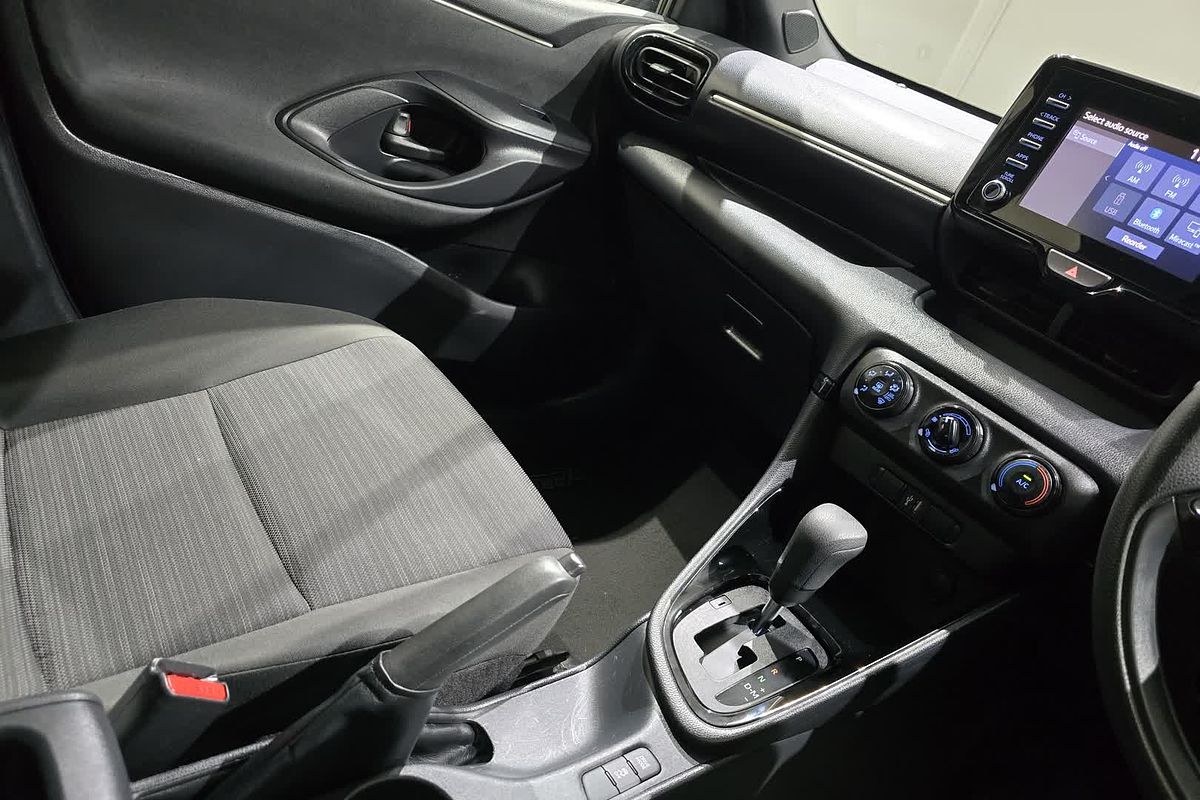 2022 Toyota Yaris Ascent Sport MXPA10R