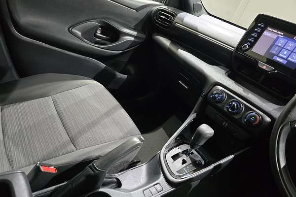 2022 Toyota Yaris Ascent Sport MXPA10R