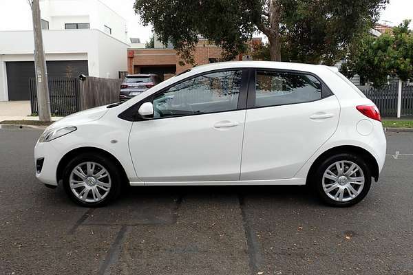 2013 Mazda 2 Neo DE MY13