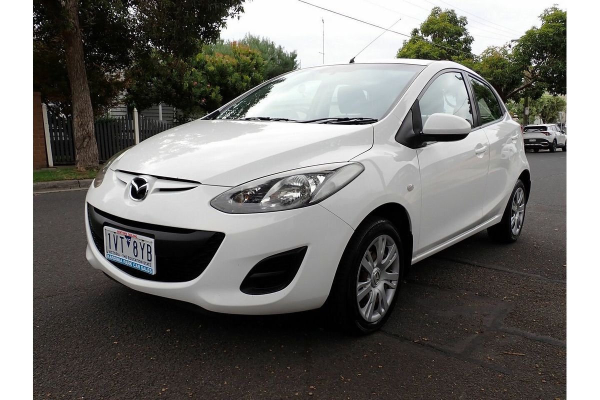 2013 Mazda 2 Neo DE MY13
