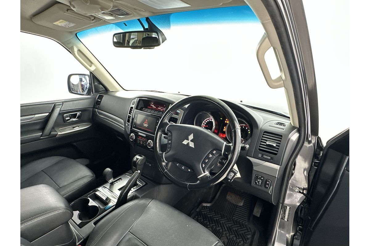 2020 Mitsubishi Pajero GLS NX