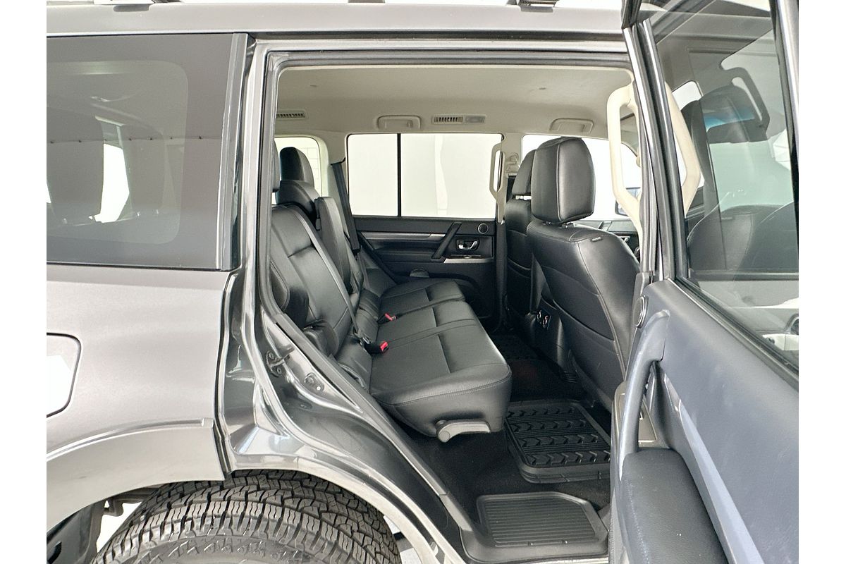 2020 Mitsubishi Pajero GLS NX