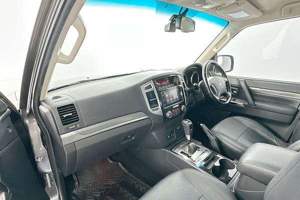 2020 Mitsubishi Pajero GLS NX