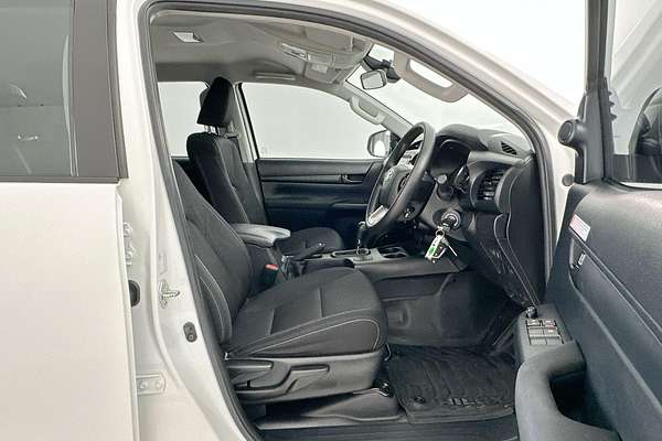 2022 Toyota Hilux SR GUN126R 4X4