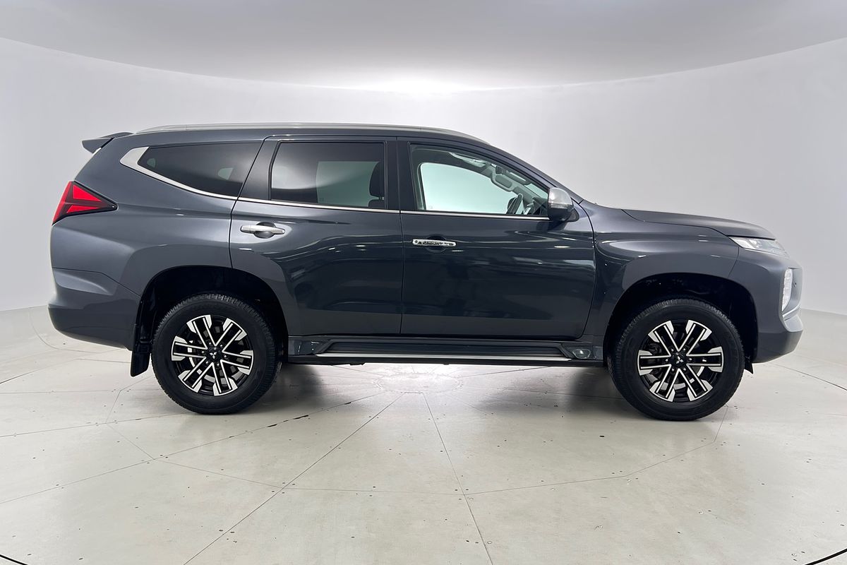 2022 Mitsubishi Pajero Sport Exceed QF