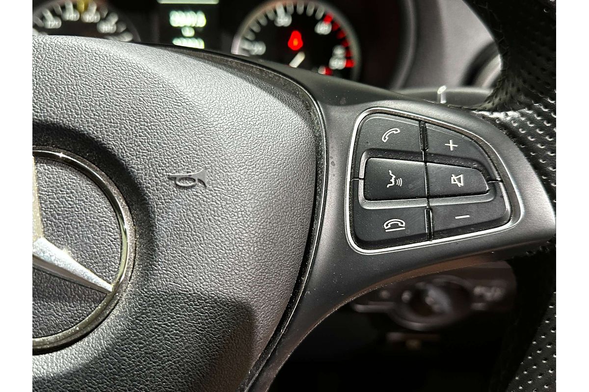 2020 Mercedes-Benz Valente 116CDI 447