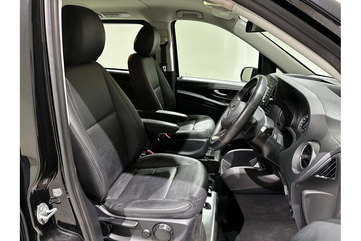 2020 Mercedes-Benz Valente 116CDI 447