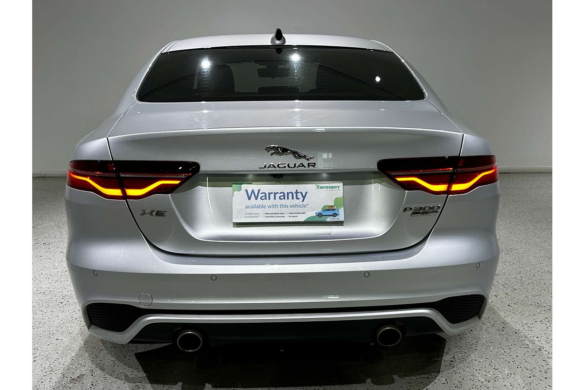 2019 Jaguar XE P300 R-Dynamic SE X760