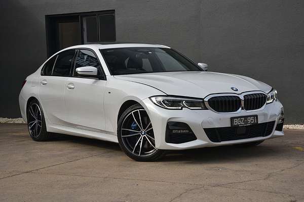 2020 BMW 3 Series 330e M Sport G20