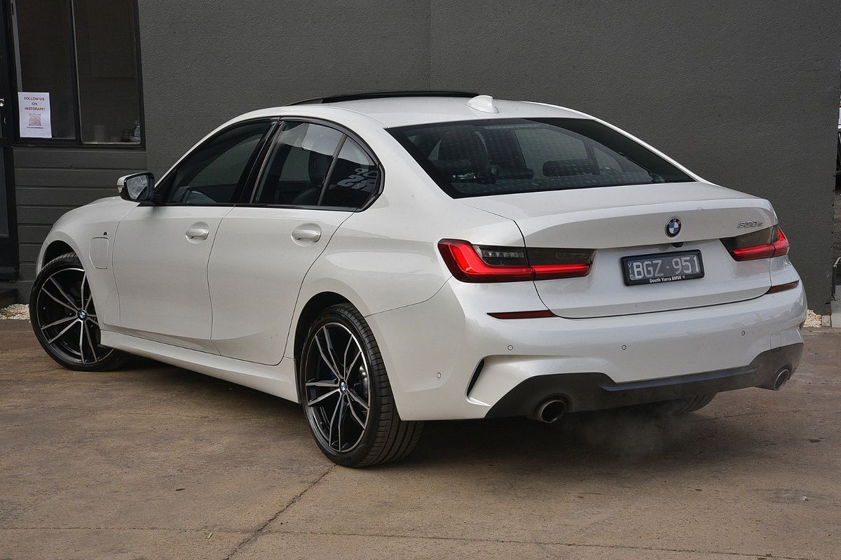2020 BMW 3 Series 330e M Sport G20