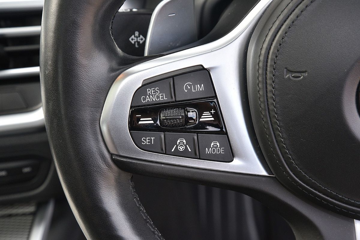 2020 BMW 3 Series 330e M Sport G20