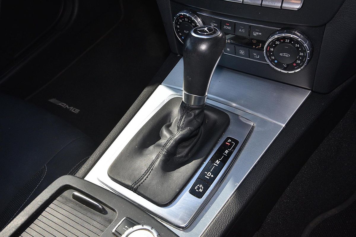 2012 Mercedes-Benz C-Class C250 BlueEFFICIENCY C204