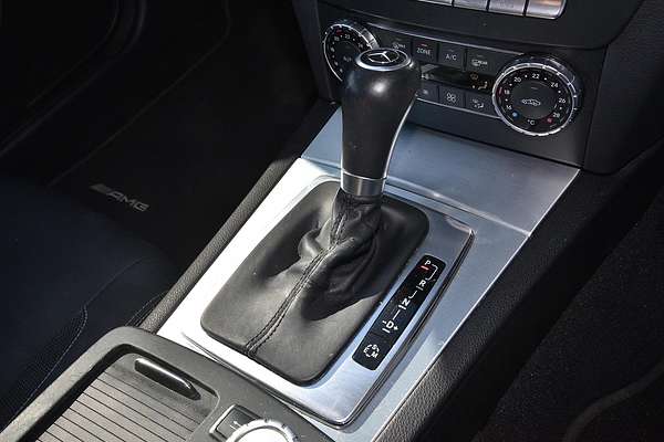 2012 Mercedes-Benz C-Class C250 BlueEFFICIENCY C204