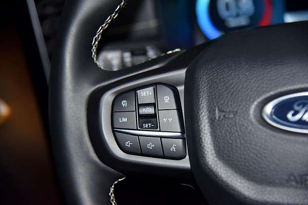 2024 Ford Everest Platinum 3.0L