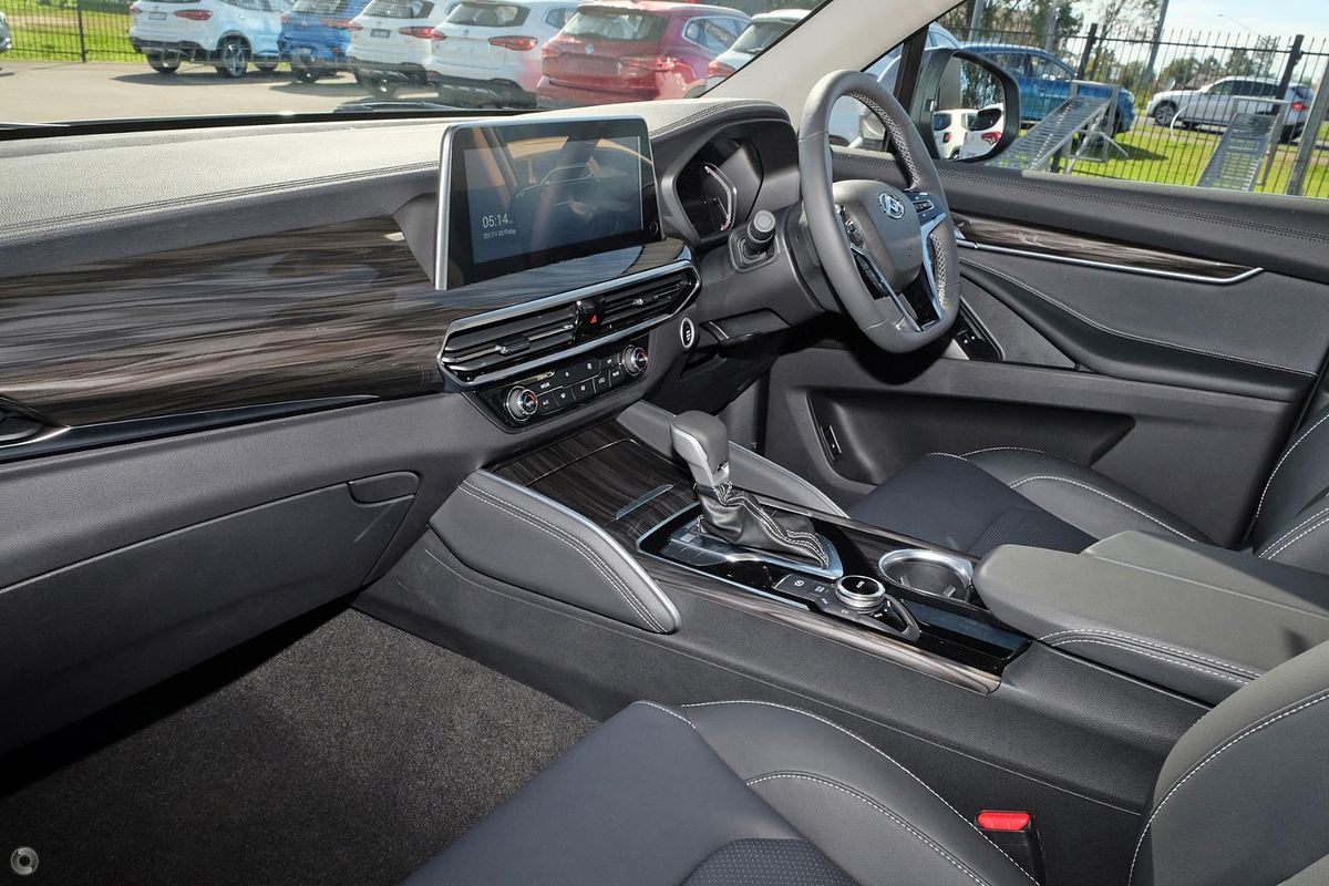 2024 LDV D90 Executive SV9A