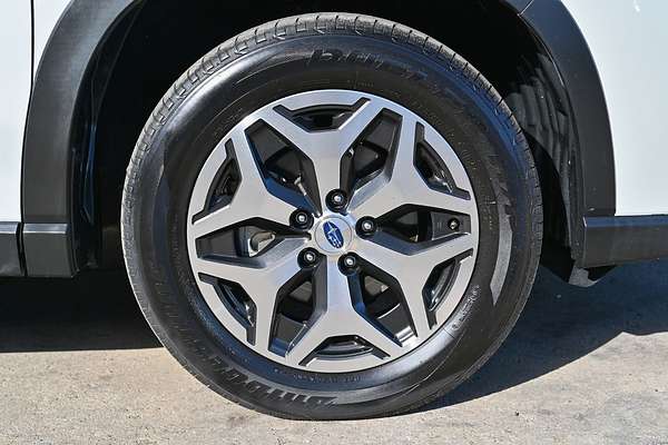 2023 Subaru Forester 2.5i 50 Years Edition S5