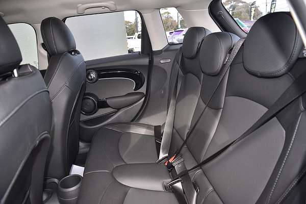 2023 MINI Hatch Cooper S Classic F55 LCI-2