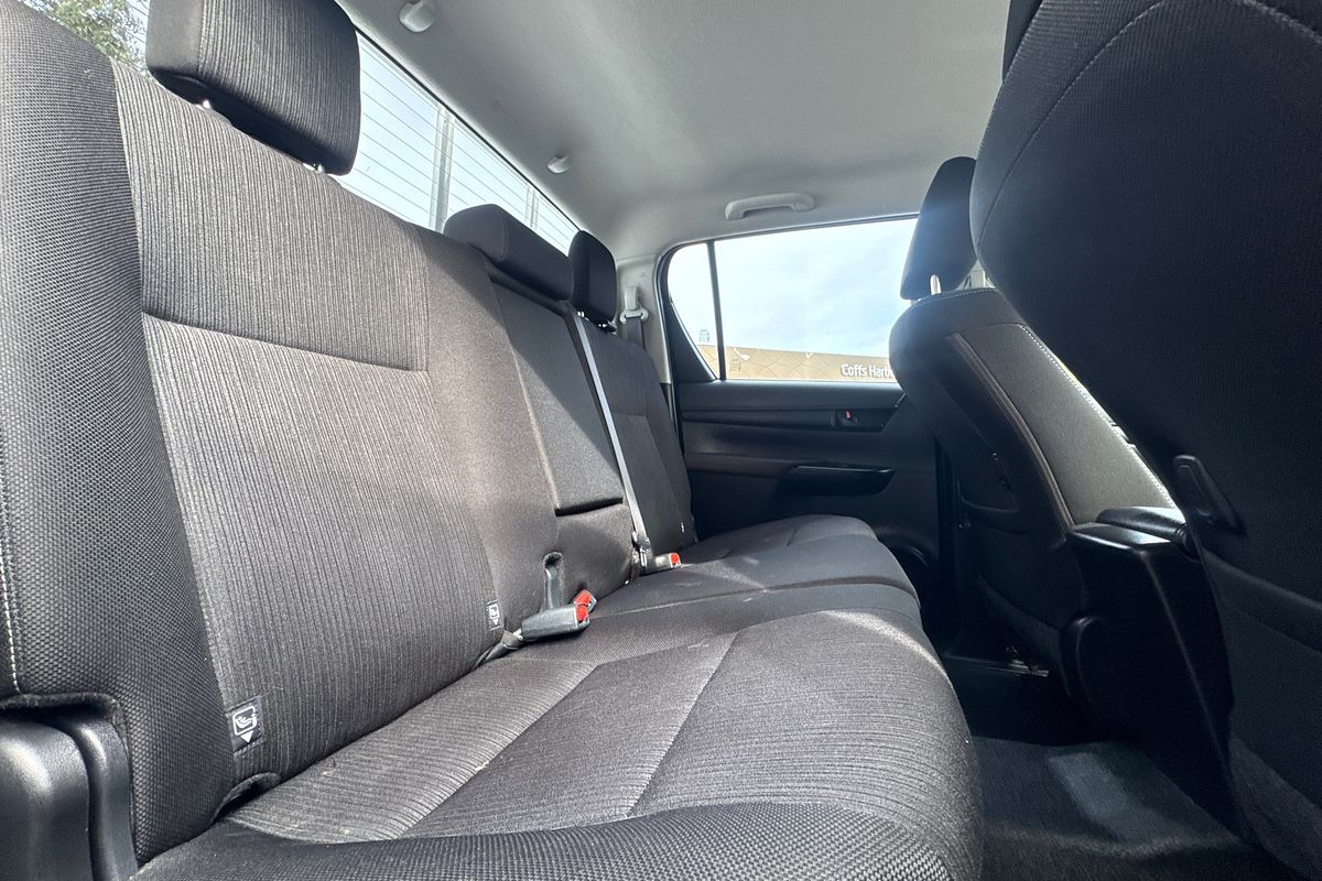 2019 Toyota Hilux SR GUN126R 4X4