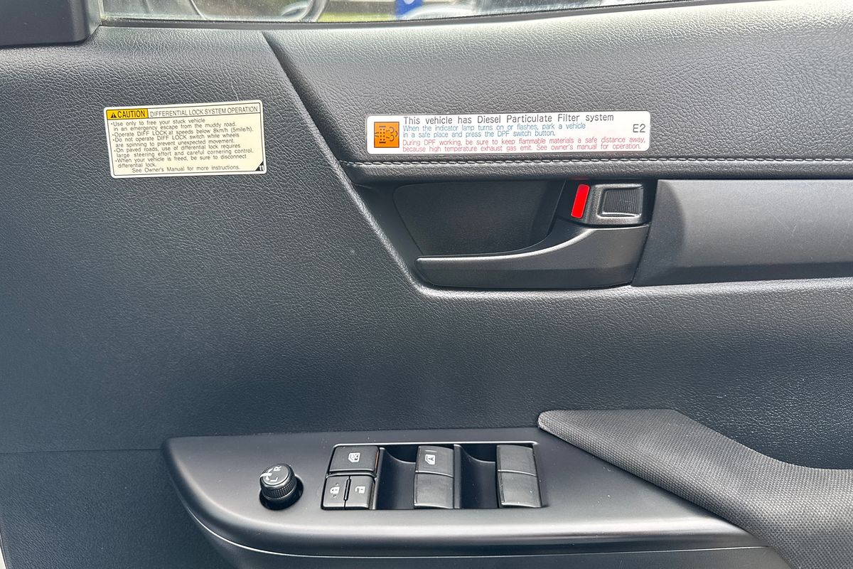 2019 Toyota Hilux SR GUN126R 4X4