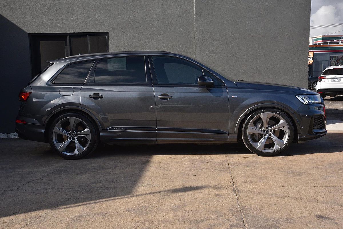 2020 Audi Q7 50 TDI S line 4M