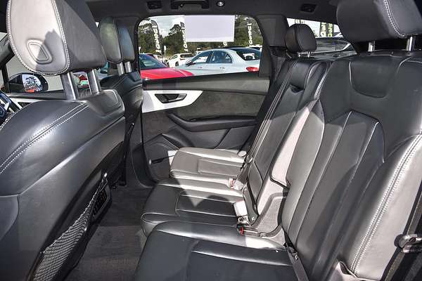 2020 Audi Q7 50 TDI S line 4M