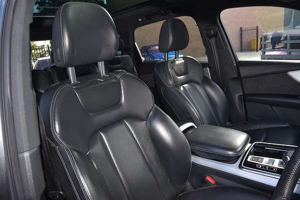 2020 Audi Q7 50 TDI S line 4M