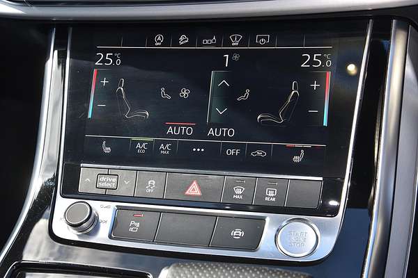 2020 Audi Q7 50 TDI S line 4M