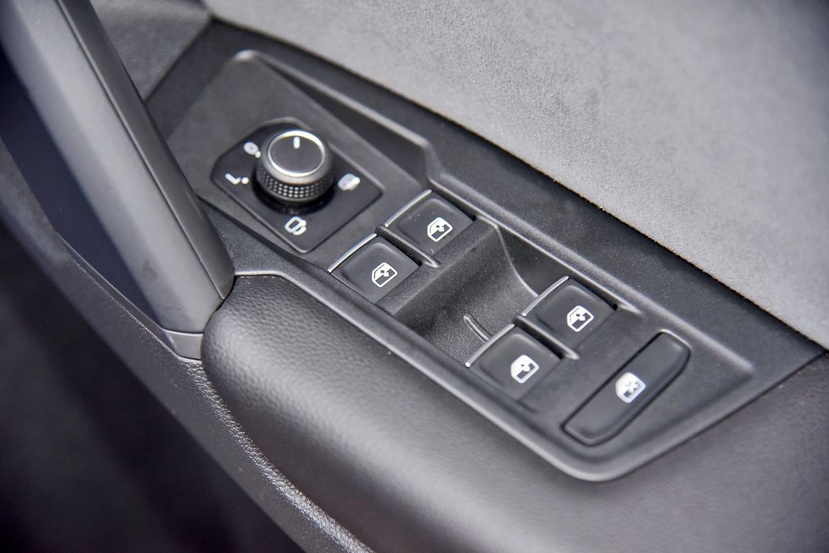 2022 Volkswagen Tiguan R Grid Edition 5N