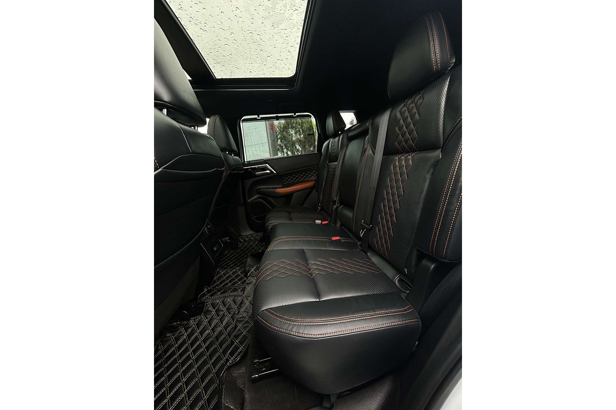 2022 Mitsubishi Outlander Exceed Tourer ZM