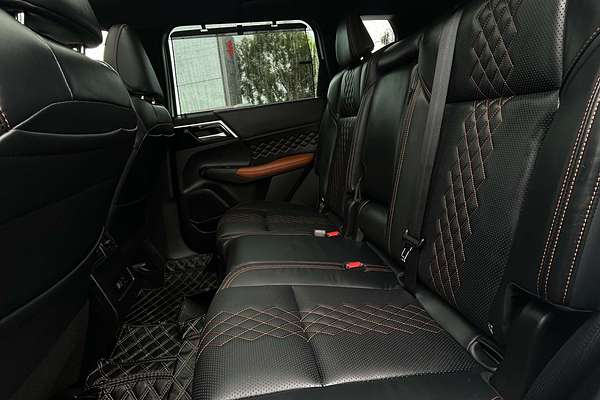 2022 Mitsubishi Outlander Exceed Tourer ZM