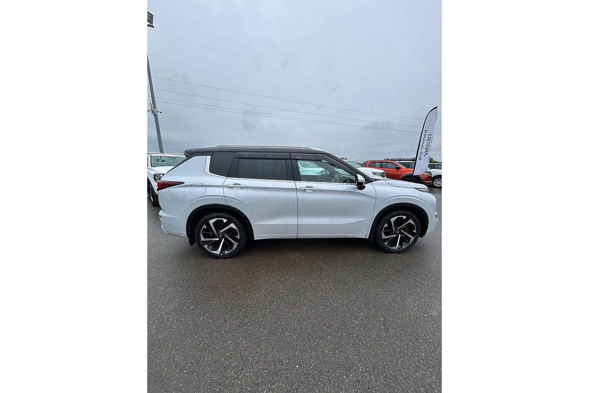 2022 Mitsubishi Outlander Exceed Tourer ZM
