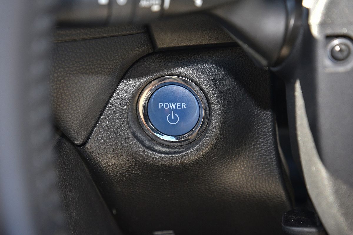 2022 Toyota RAV4 GXL AXAH52R