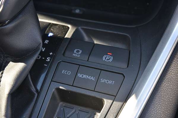 2022 Toyota RAV4 GXL AXAH52R