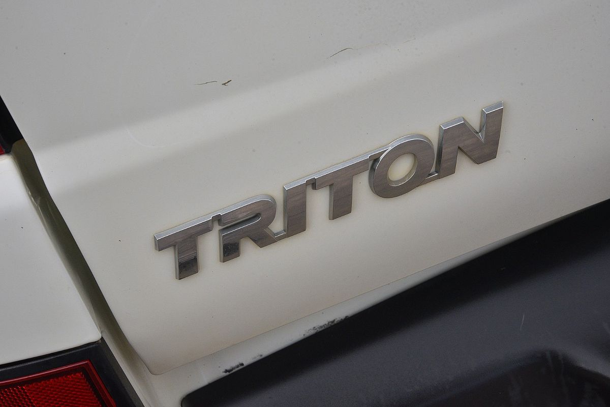 2014 Mitsubishi Triton GLX-R MN 4X4