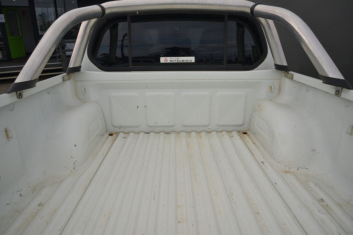 2014 Mitsubishi Triton GLX-R MN 4X4