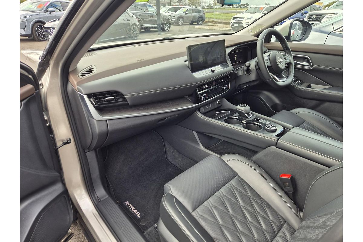 2024 Nissan X-TRAIL Ti-L T33