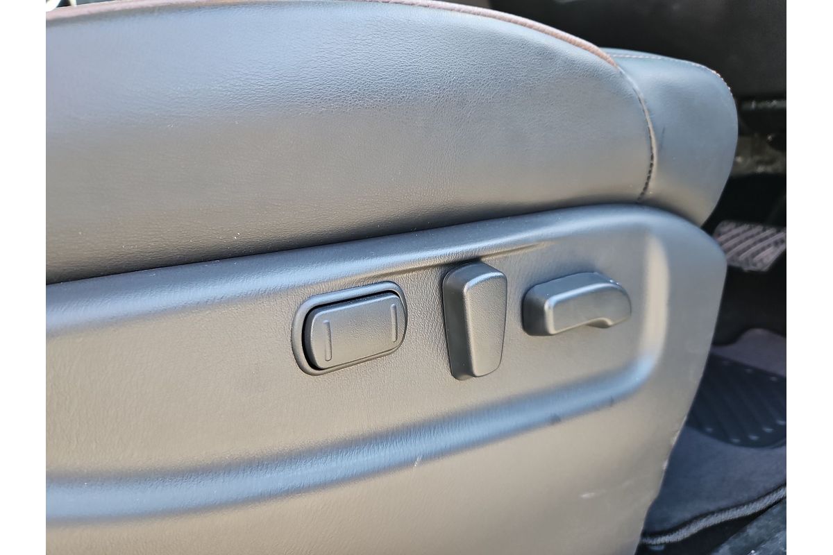 2024 Nissan Patrol Ti-L Y62
