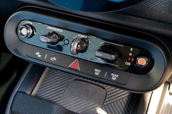 2024 MINI Countryman E Classic U25