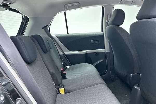 2010 Toyota Yaris YR NCP90R