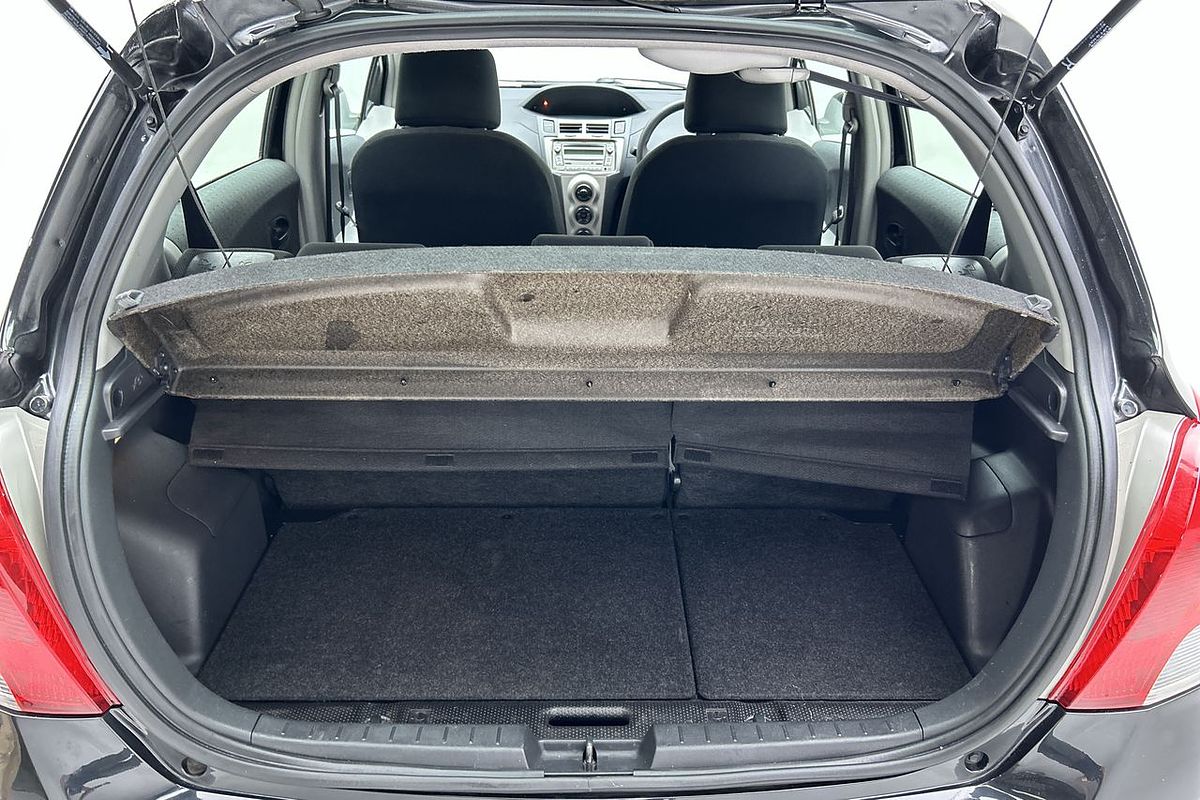 2010 Toyota Yaris YR NCP90R