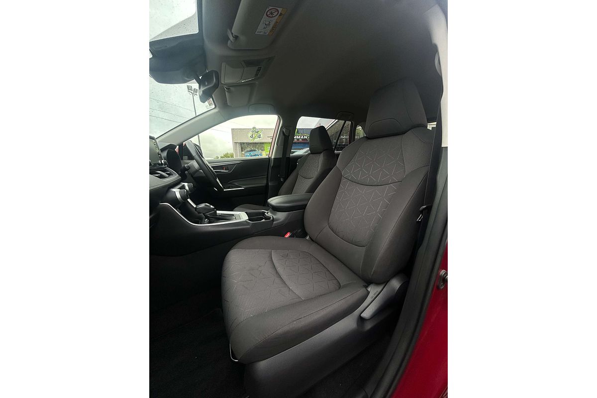 2021 Toyota RAV4 GXL MXAA52R