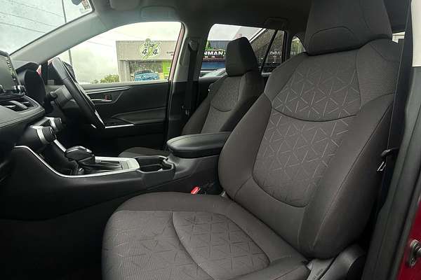 2021 Toyota RAV4 GXL MXAA52R