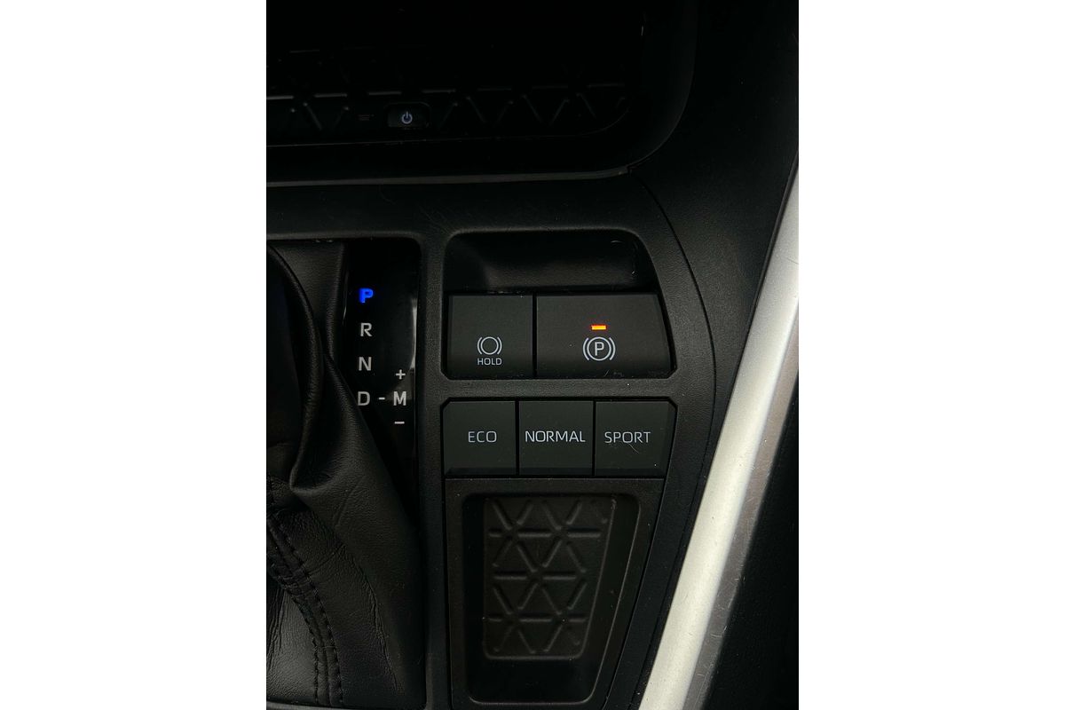 2021 Toyota RAV4 GXL MXAA52R